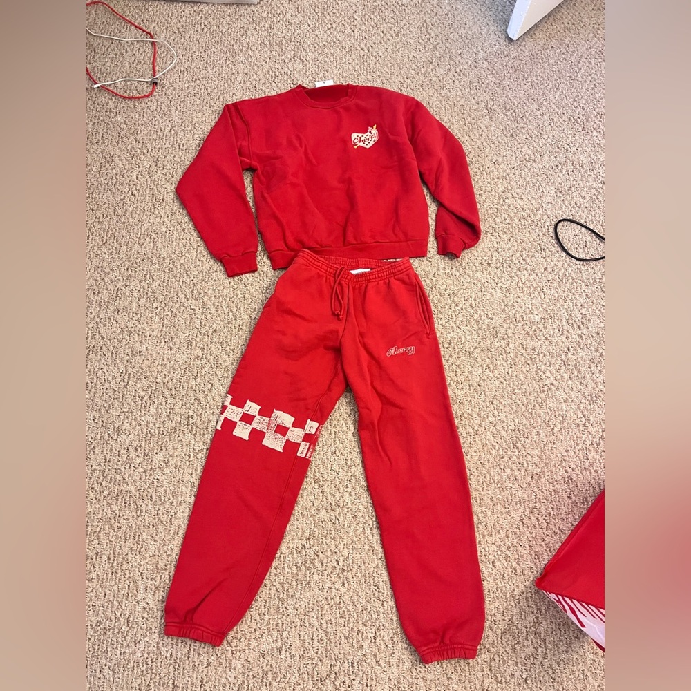 Cherry LA red set Valentine’s sweatshirt sweatpants size Small unisex women